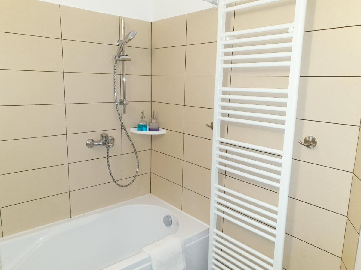 Castelului 1 Apartment บราชอฟ ภายนอก รูปภาพ